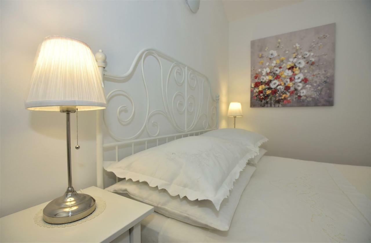 Ferienwohnung Andor - Lux, Two Beautiful Terraces With Sea & Sunset View Makarska Exterior foto